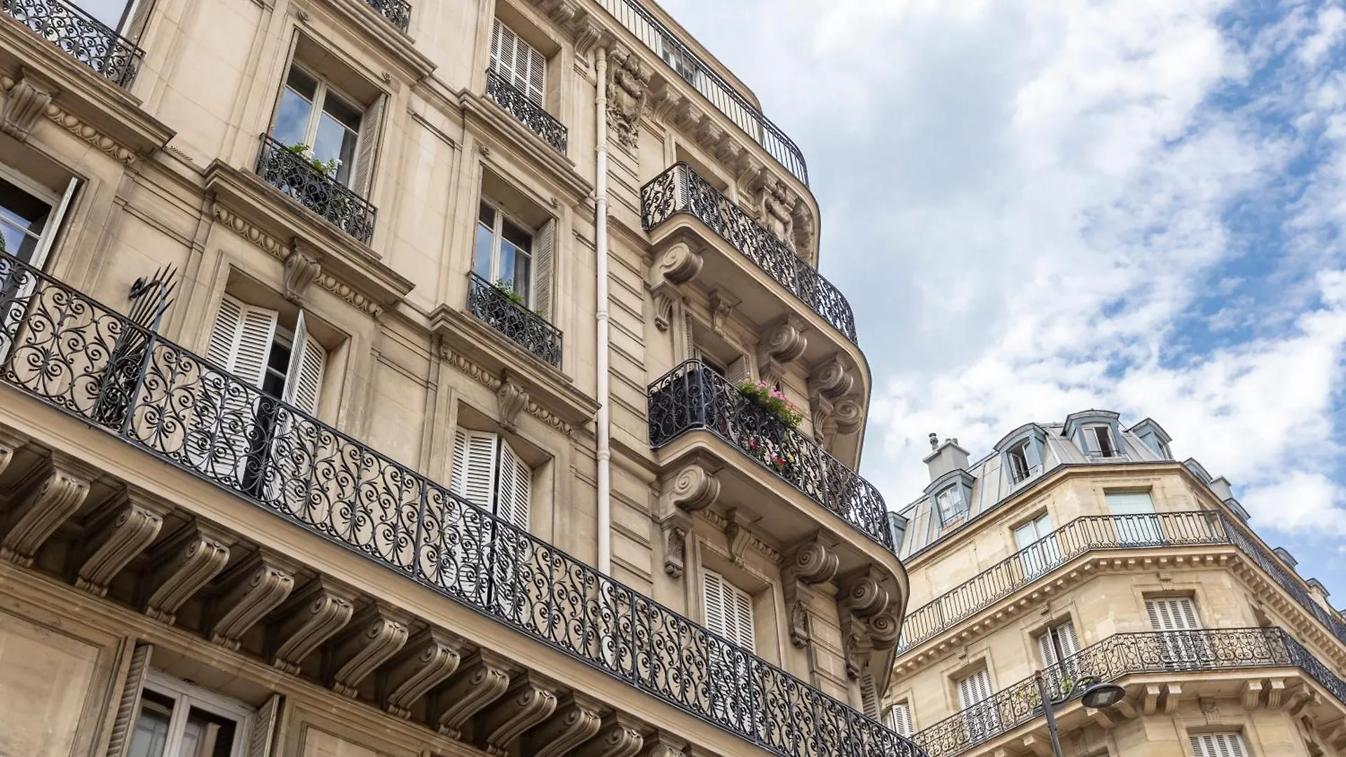 Rue De Rome By Sweett *